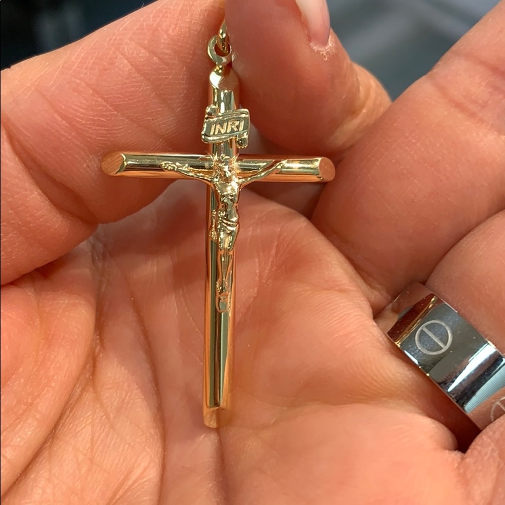 Religious 14k Gold Jesus Crucifix Cross Pendant - Picture 8 of 11